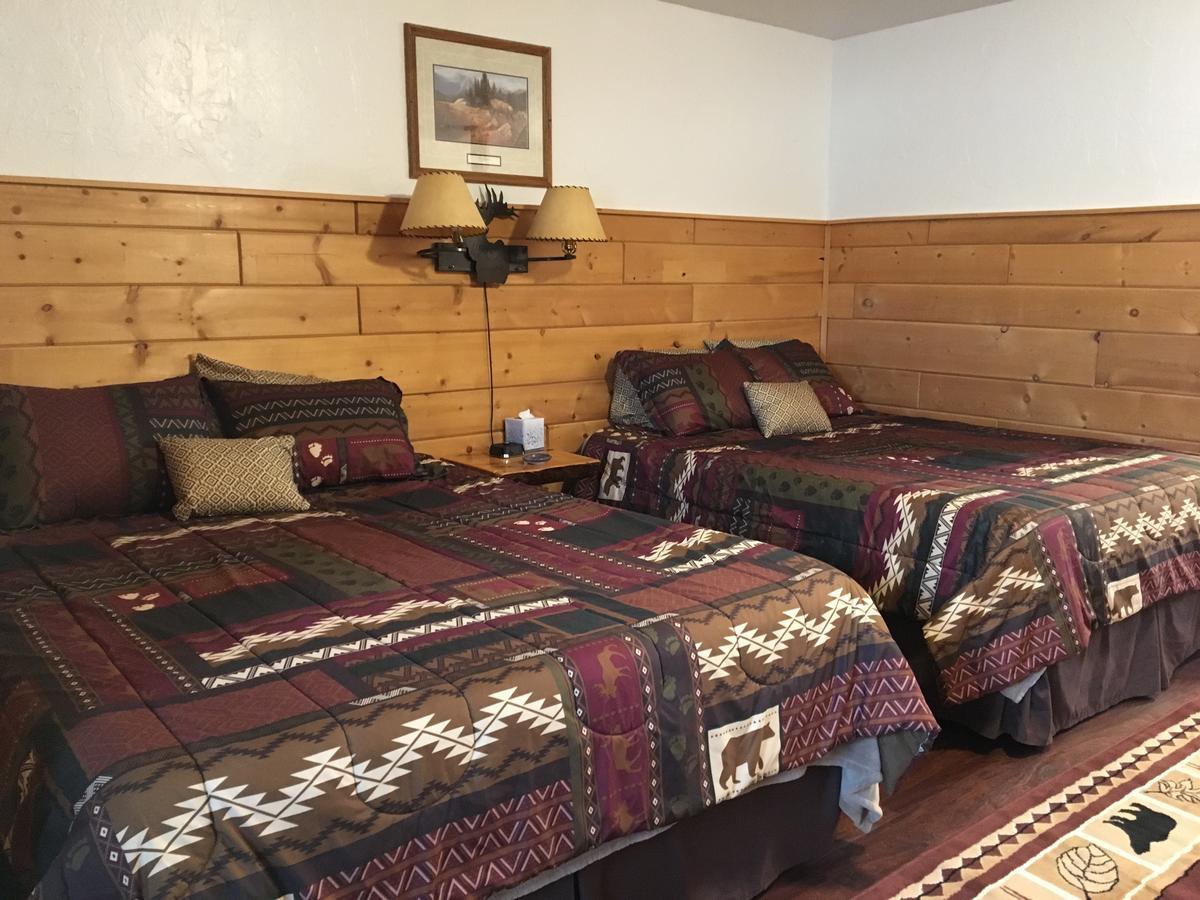 Chinook Winds Motel Dubois Eksteriør bilde