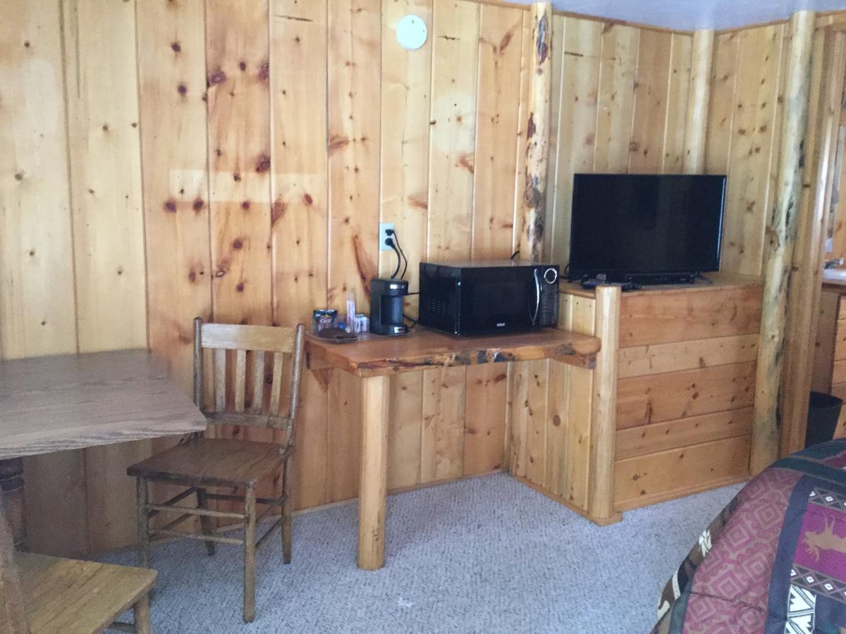 Chinook Winds Motel Dubois Eksteriør bilde