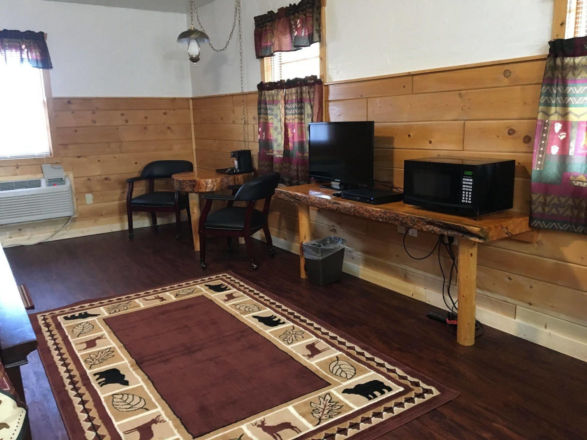 Chinook Winds Motel Dubois Eksteriør bilde